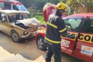 Colisão frontal entre carros é registrada no bairro Gaspar Alto, em Gaspar