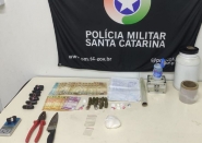 Mulheres que atuavam com 'delivery de drogas' são presas em Gaspar