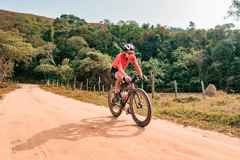 Ascensão: jovem de Gaspar é aposta certa no ciclismo de ultradistância