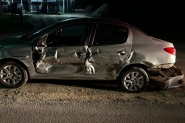 Colis�o entre carros � registrada em Ilhota; um motorista n�o tinha habilita��o e outro estava com a CNH vencida
