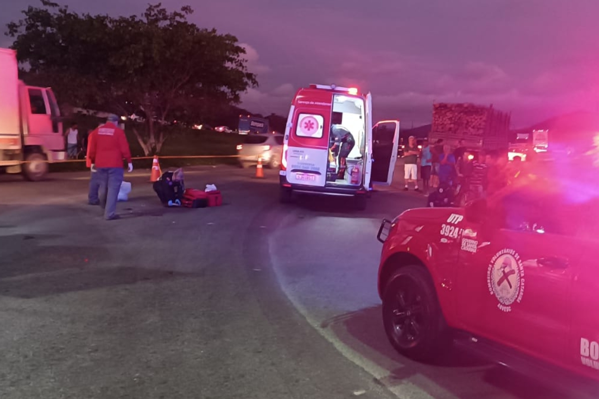 Escola de Ilhota suspende aulas desta quarta após morte de aluna atropelada por caminhão