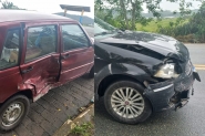 Motorista de Ilhota se envolve em acidente com três carros em Navegantes