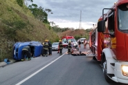  Homem sofre mal s�bito, capota carro e morre na BR-470, em Gaspar