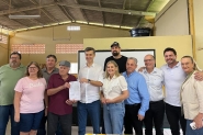 Assinada Ordem de Servi�o para pavimenta��o do segundo trecho de rua do bairro Macuco, em Gaspar