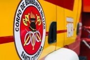 Bombeiros salvam homem em parada card�aca dentro de carro no Bela Vista, em Gaspar