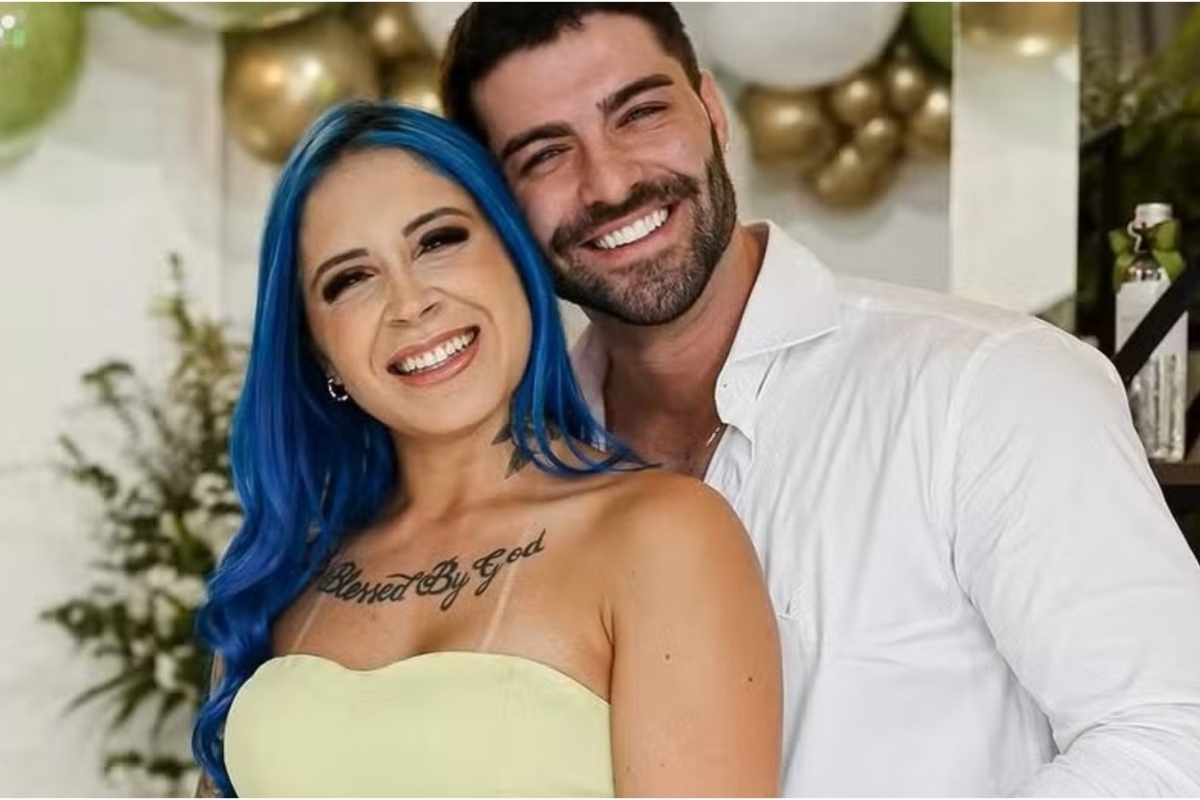 Jogo do Tigrinho: casal de influenciadores  preso em operao contra fraudes em SC