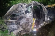 Coliso frontal mata homem e destri carro na BR-470, em Pouso Redondo