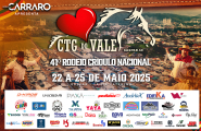 At domingo: Gaspar em clima de rodeio com o CTG Corao do Vale