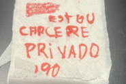 Papel higinico vira bilhete de socorro e mulher  resgatada de crcere privado em Gaspar