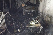 Inc�ndio destr�i 70% de galp�o em Brusque e bombeiros utilizam 23 mil litros de �gua para apagar fogo