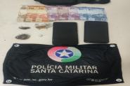 Traficantes são presos com drogas prontas para venda no Figueira, em Gaspar