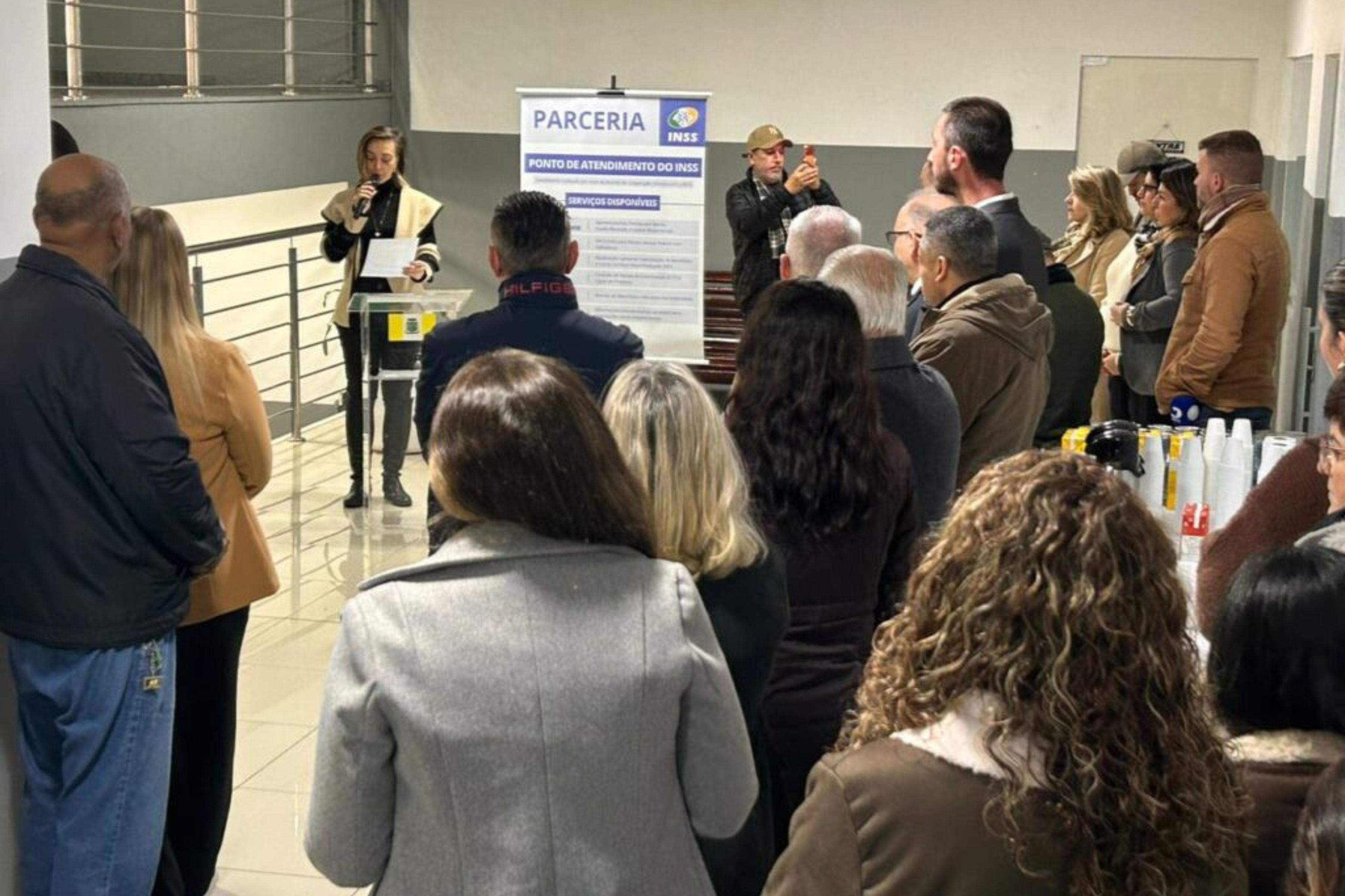 Posto de atendimento do INSS � inaugurado em Gaspar e atendimentos s�o retomados depois de seis anos